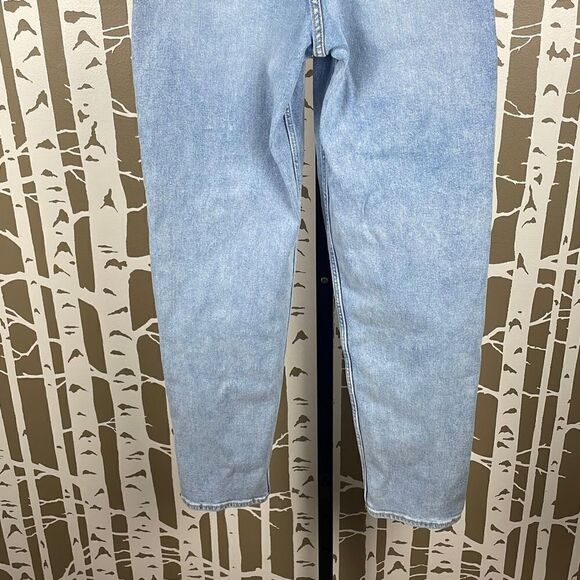 Divided H&M Ultra High Rise Straight Jeans 0 - Picture 9 of 10